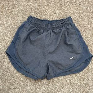 XS Nike Tempo Shorts